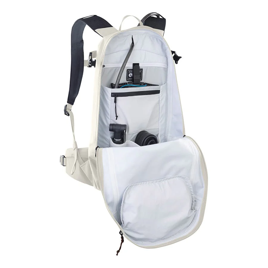 EVOC Allride 3D WP 16 - Image 17