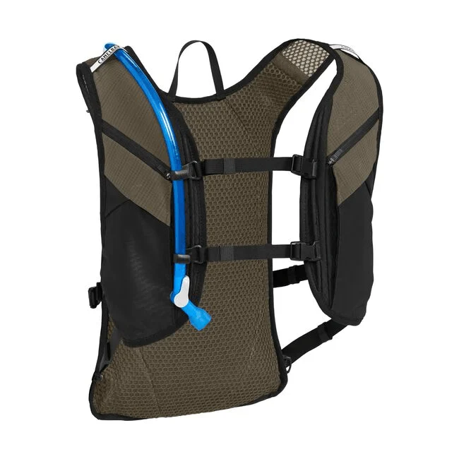Camelbak Chase 8 Adventure Vest - Image 4